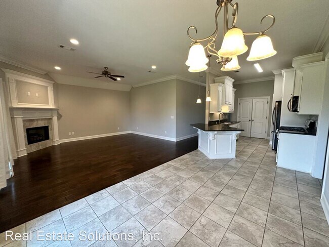 Building Photo - 3 br, 2 bath House - 133 Beechwood Circle