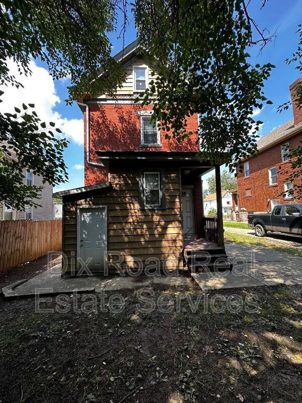 Foto del edificio - 3729 Herbert Ave