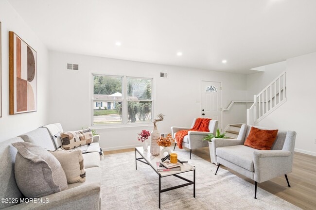 Foto del edificio - 944 Yellowbank Rd