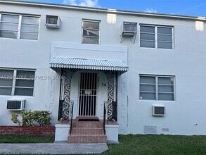 Building Photo - 16 Santillane Ave