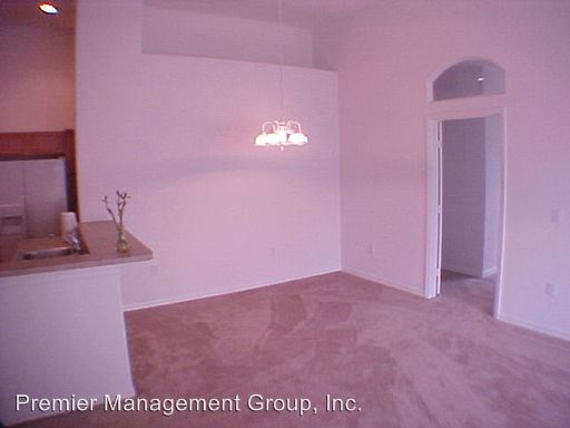 Building Photo - 13027 Island Breeze Ct
