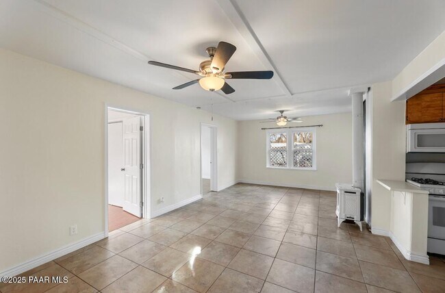 Foto del edificio - 140 Garden St