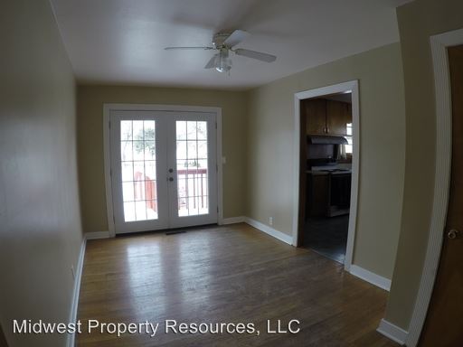 Building Photo - 308 SE Corder St