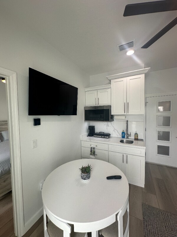 Foto del edificio - 527 N Garden Ave