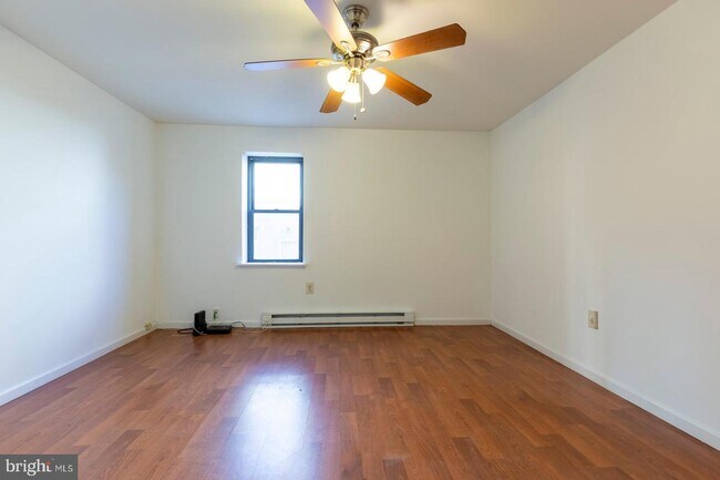 Building Photo - 1712 Reed St
