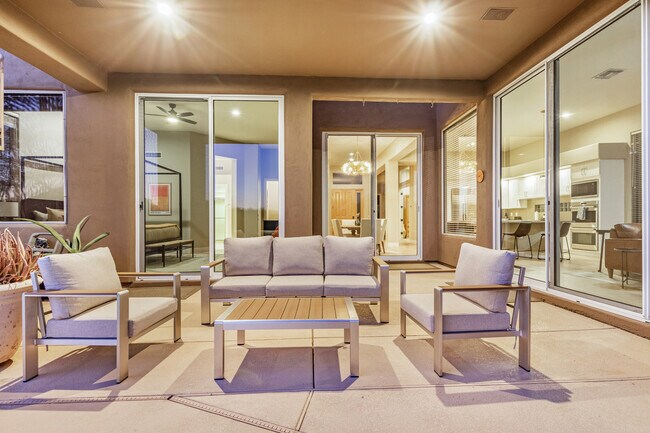 Building Photo - 10837 E Running Deer Trail