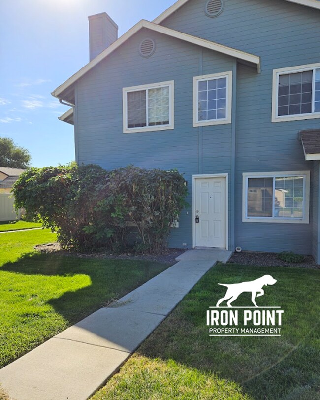 Building Photo - 27 Barritz Ct