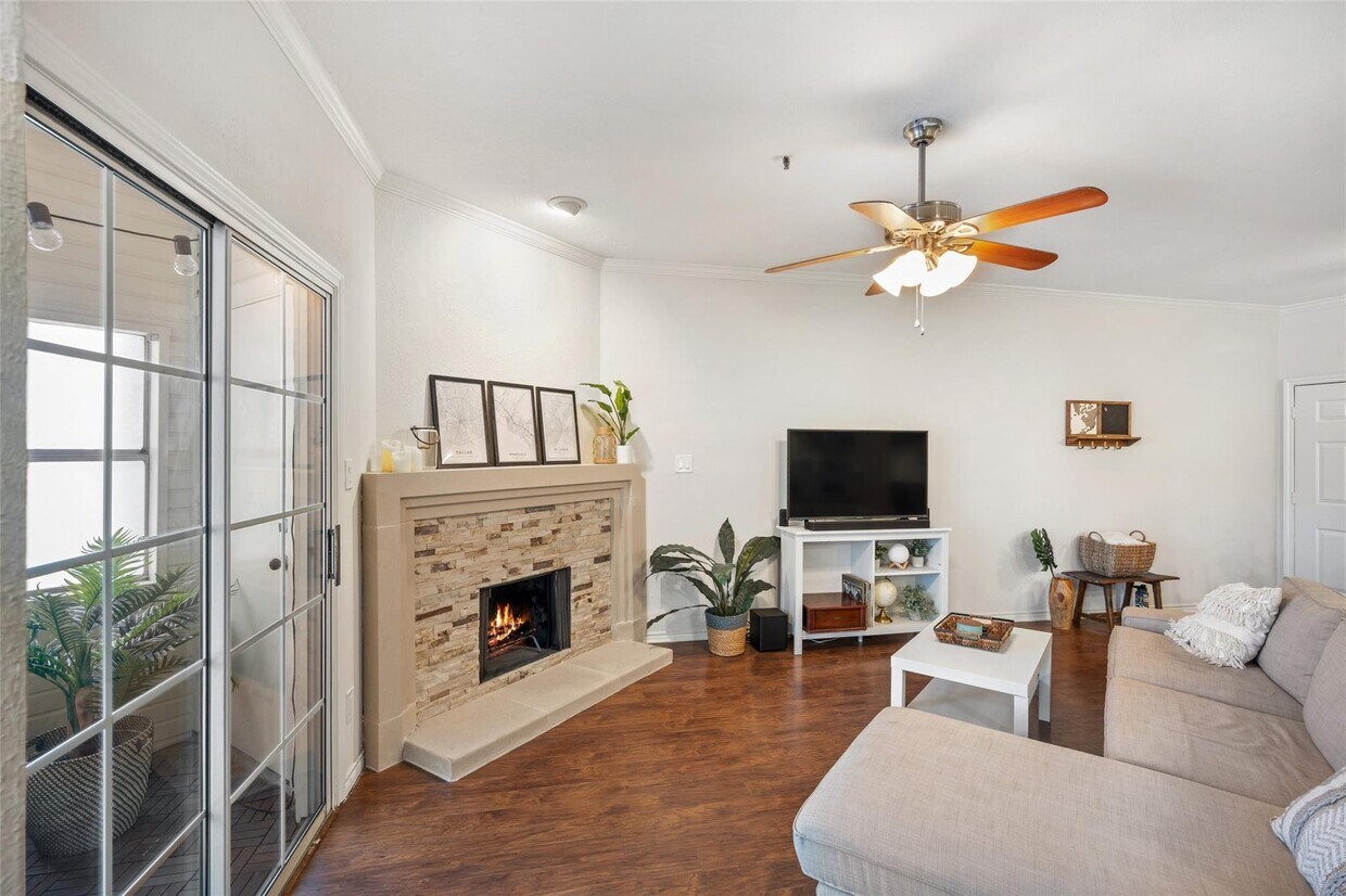 Foto principal - 1010 Allen St
