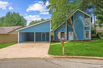 Building Photo - 3004 Glen Ct
