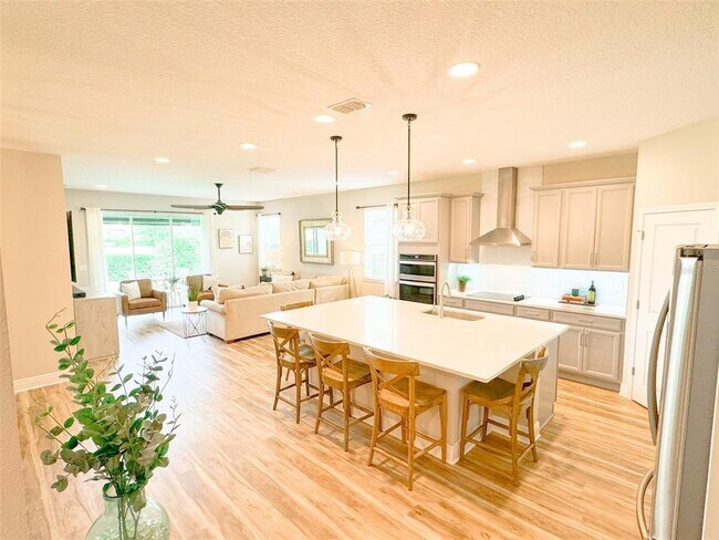 Building Photo - 5606 Orange Orchard Dr