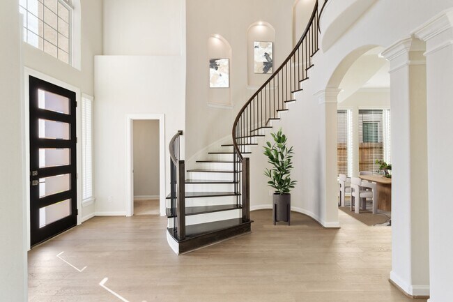 Foto del edificio - 6131 Belleau Lake Dr