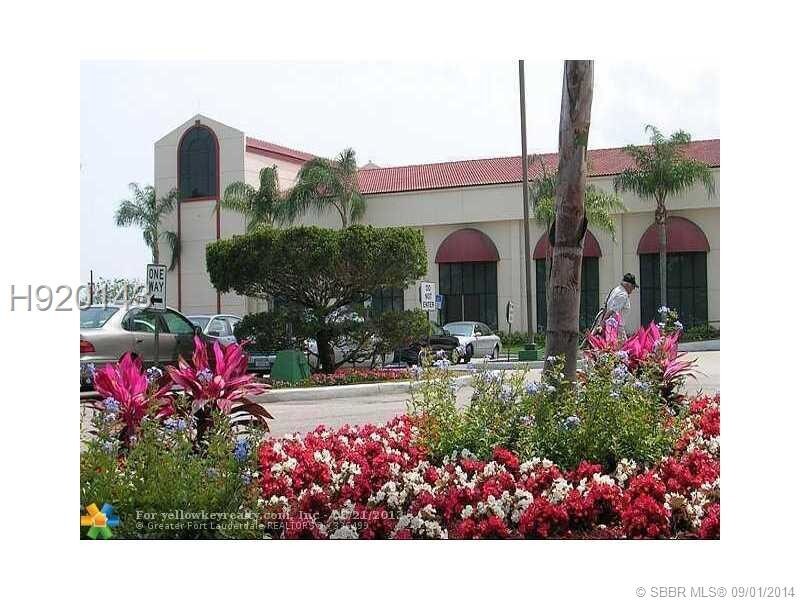 9523 S Hollybrook Lake Dr, Pembroke Pines, FL 33025 House for Rent in