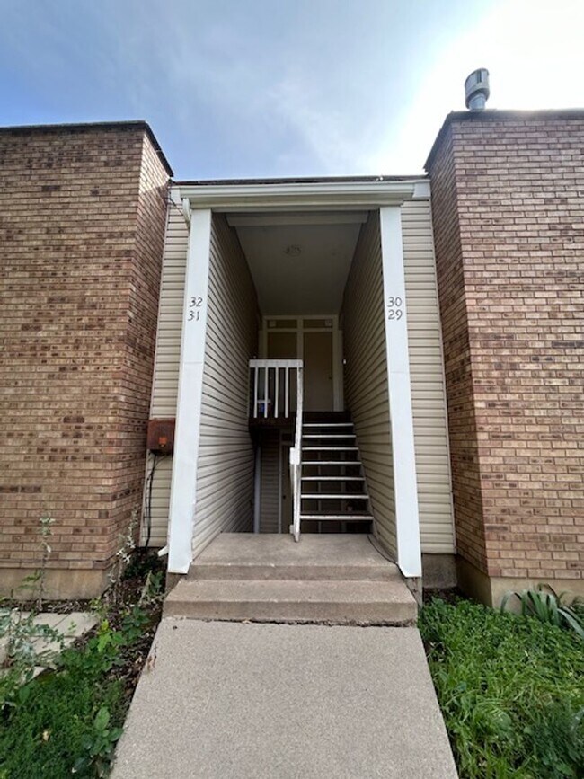 Foto del edificio - 2 Bedroom Condo in Bountiful - Price Reduced