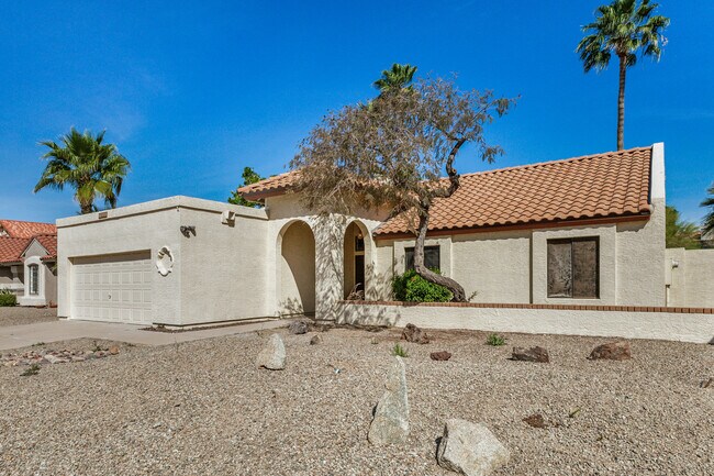 Foto del edificio - 7608 W McRae Way