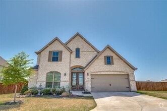 Building Photo - 2702 Middleton Dr