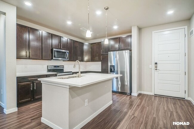 Building Photo - Charming 2BR Condo in Littleton