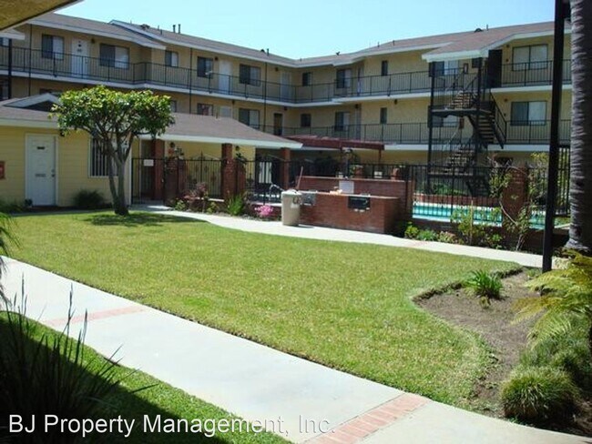 Building Photo - 2 br, 2 bath Apartment - 14501 Cerise Ave.