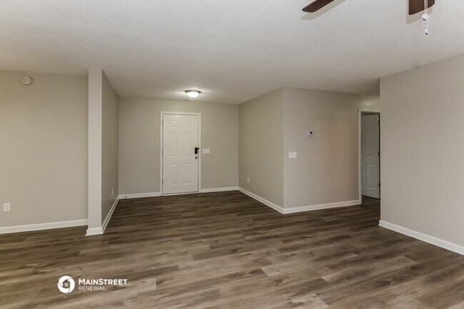 Building Photo - 2535 Valient Dr
