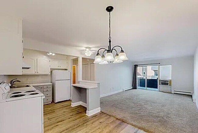 Foto del edificio - Settle Into a Prime Fort Collins Location & Enjoy $400 Off Your First Month