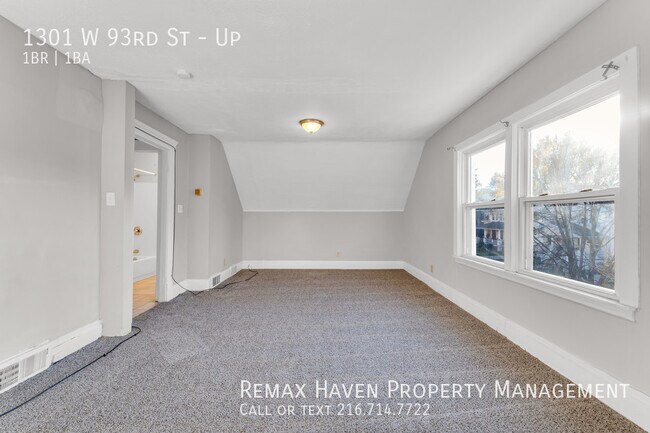 Foto del edificio - 1301 W 93rd St UP, Cleveland - Spacious 1 ...