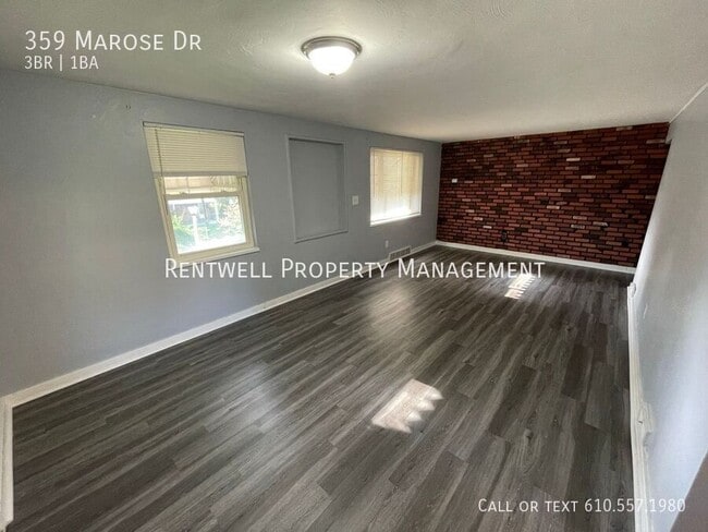 Building Photo - 359 Marose Dr