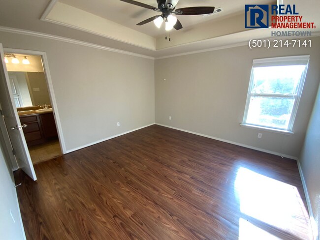 Foto del edificio - 3225 Miracle Heights Ct