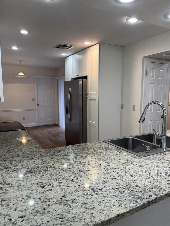 Foto del edificio - 8249 Breeze Cove Ln