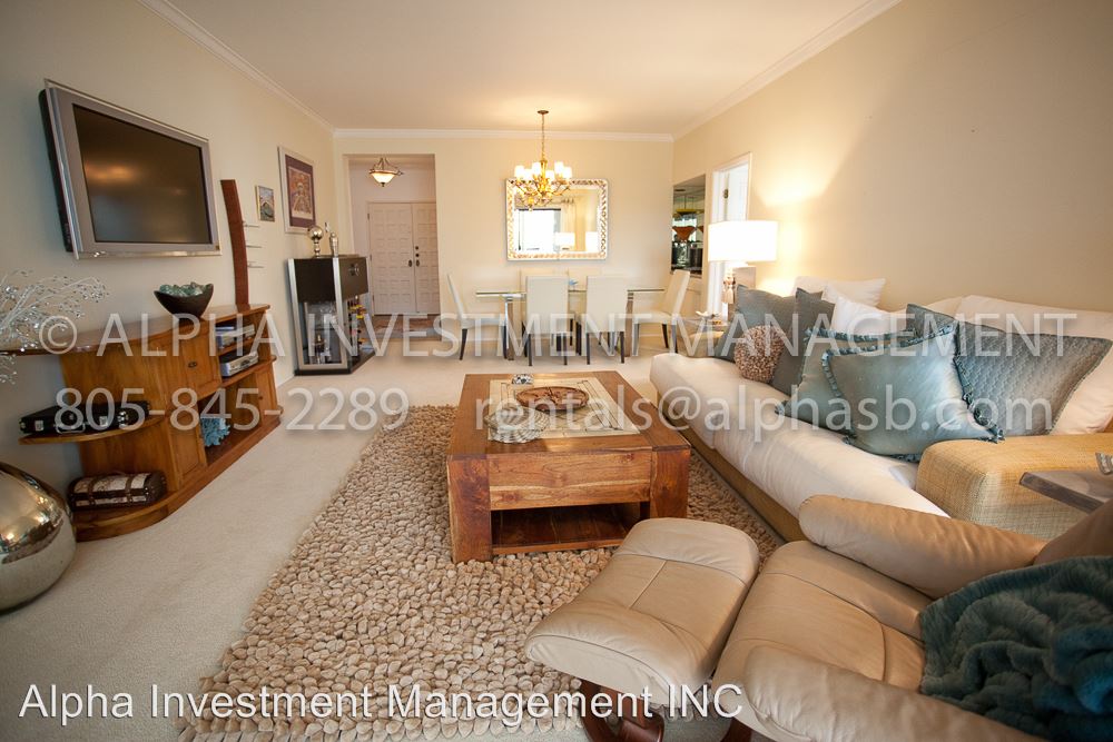 Primary Photo - 43 Seaview Dr