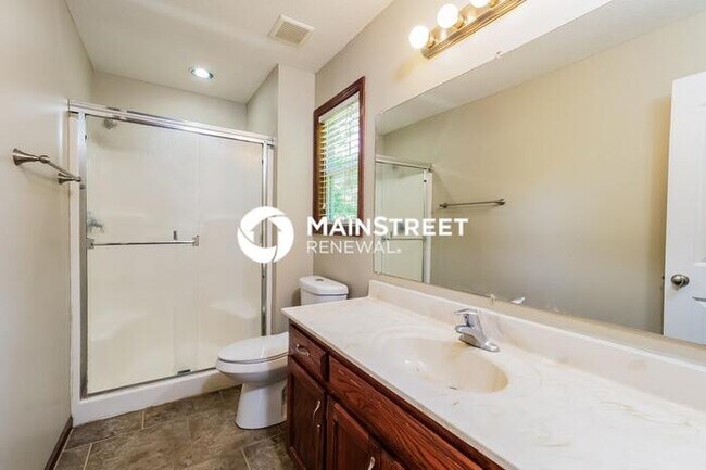 Foto del edificio - 4 Bedroom Pet-Friendly Home in Belton, MO ...