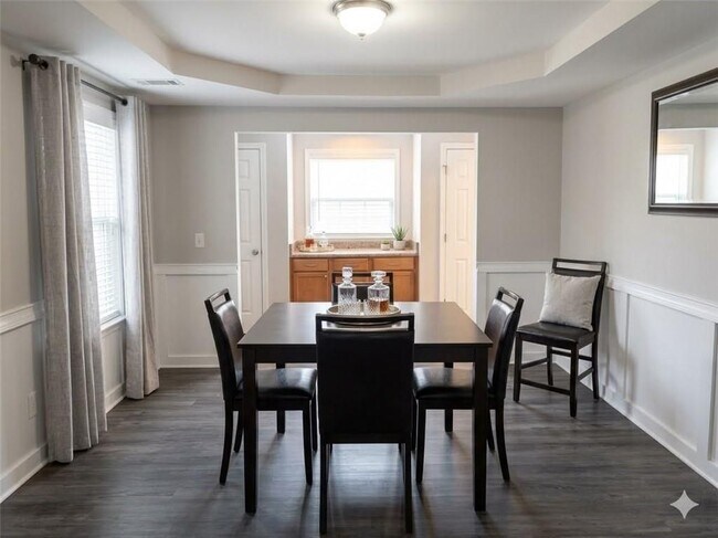 Foto del edificio - 3155 Hunting Creek Pass