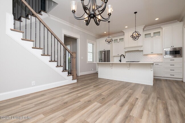 Foto del edificio - 6224 Mistflower Cir