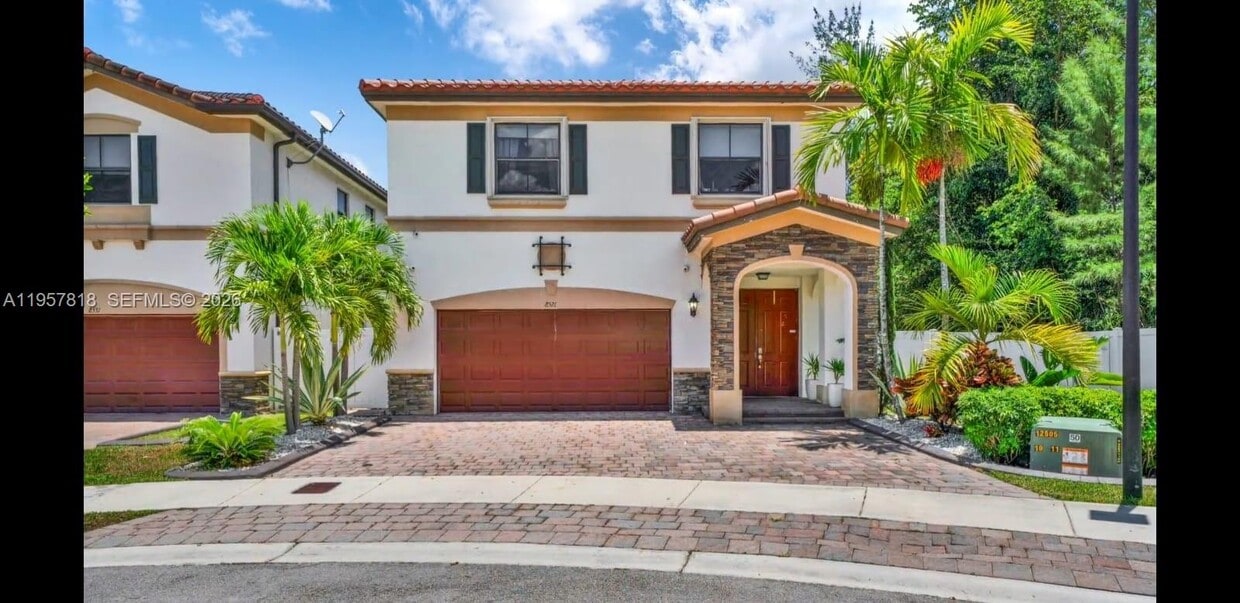 Photo - 8521 West 33rd Avenue, Hialeah, FL 33018 - 5 BR 4.5 BA single-family home