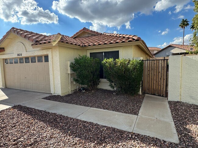 Building Photo - Remodeled 3 Bedroom/2 Bath Single Level Ho...