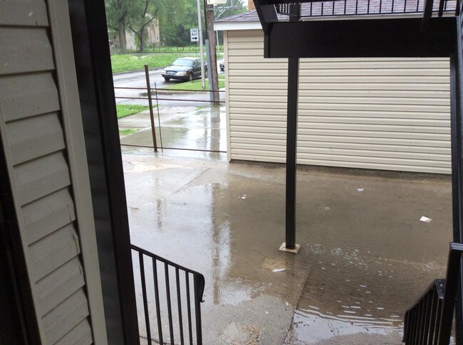 Building Photo - 7358 S Harvard Ave