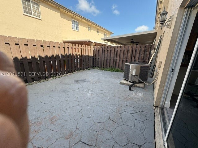 Building Photo - 11416 NW 93rd Ct