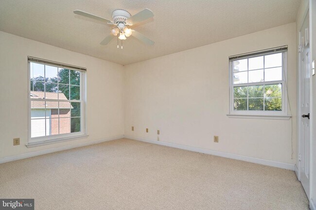 Foto del edificio - 1521 Lincoln Way