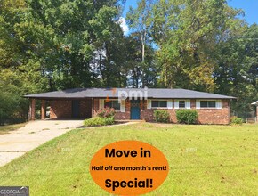 Building Photo - 6139 Lullwater Dr