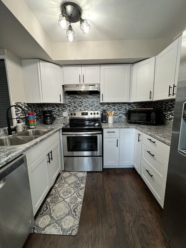 Photo - 13623 E Yale Ave (Aurora, CO)