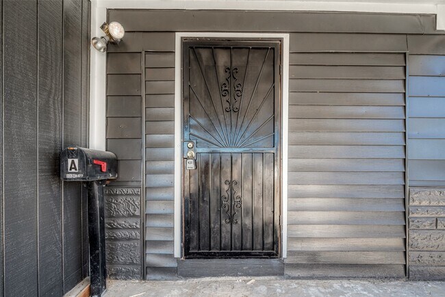 Foto del edificio - 3320 Hays St