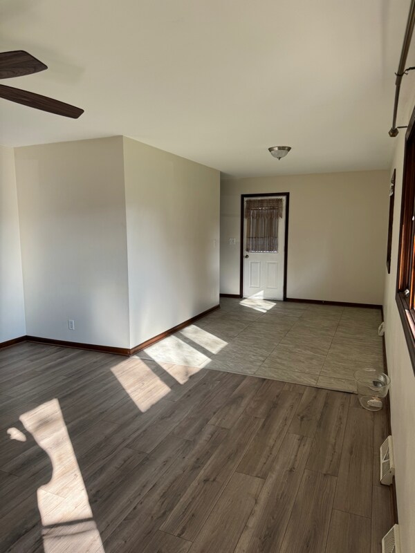Foto del edificio - 1727 Plum St