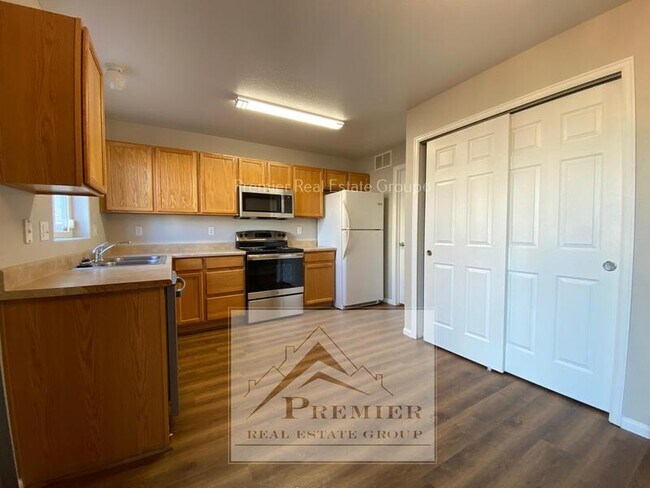 Foto del edificio - 7251 Bentwater Dr