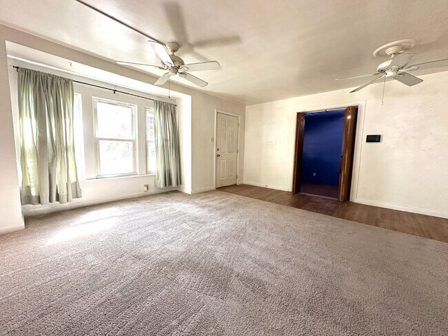 Foto del edificio - 3004 43rd St
