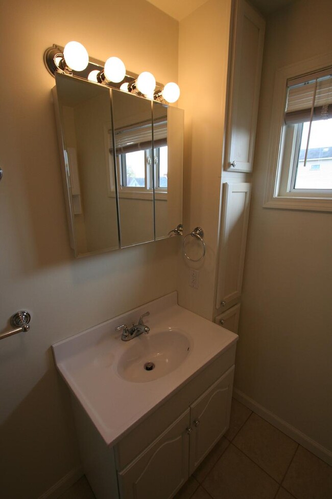 Building Photo - 518 Winesap Ave