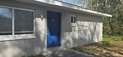 Building Photo - 2911 SE 52nd Ave