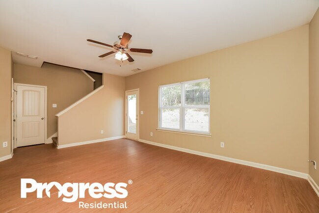 Building Photo - 498 Highland Falls Dr