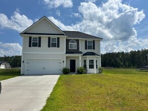 Building Photo - 93 Loganberry Ln NE