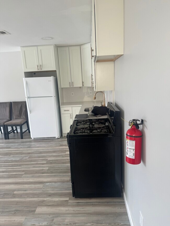 Foto del edificio - 33 Cliff St