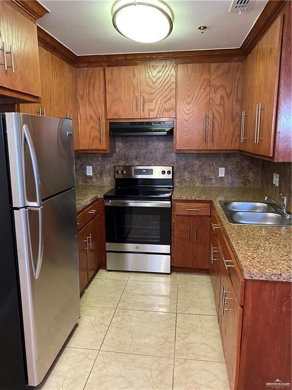 Foto del edificio - 2240 Datepalm Ave