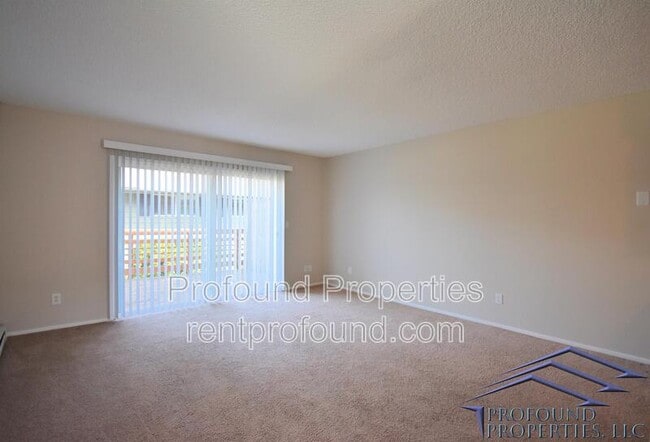 Building Photo - 6050 SW 130th Ave