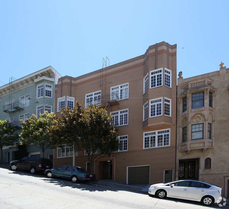 Building Photo - 1341 Union St